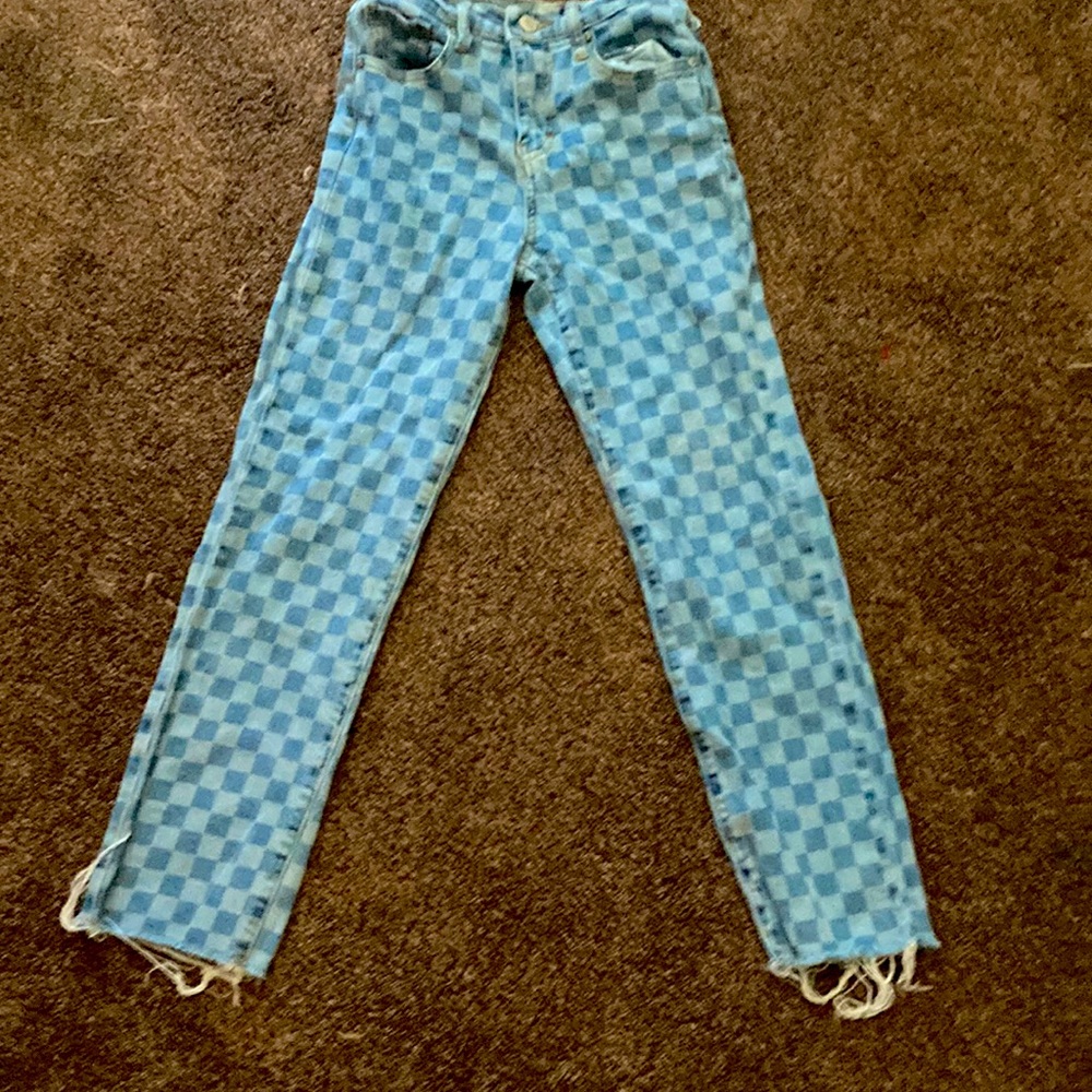I’m selling baggy checkered jeans.
